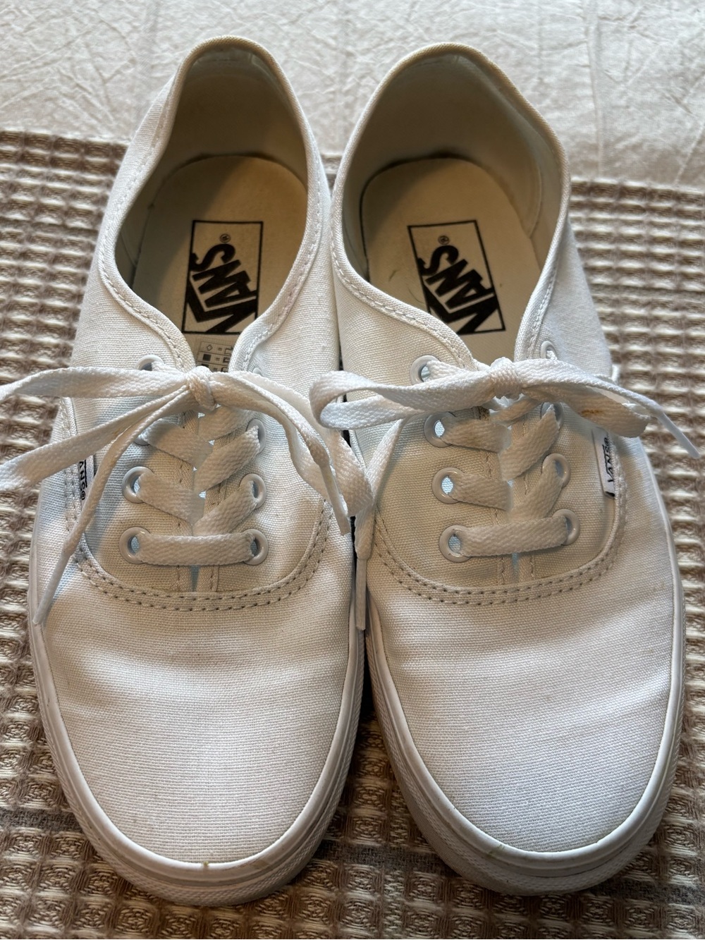 Vans White Low-Top Canvas Sneakers, women’s size 7.5